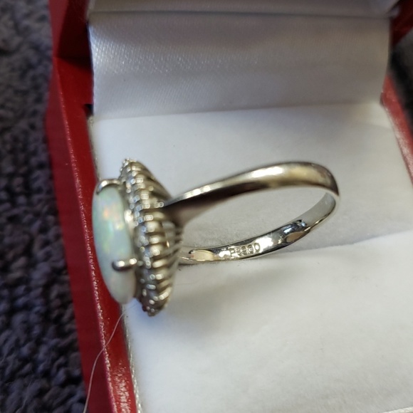 Platinum Opal and Diamond Ring - Picture 3 of 7